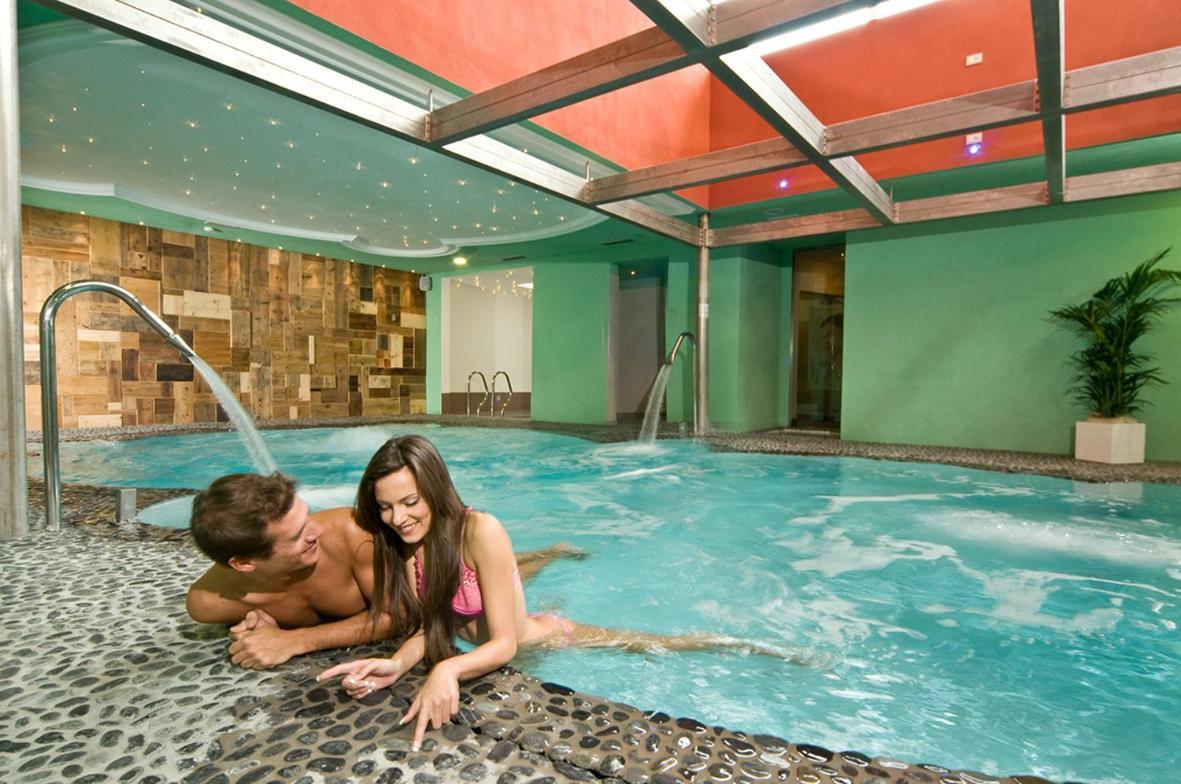 Hotel Panorama Wellness & Resort Малоско Екстериор снимка